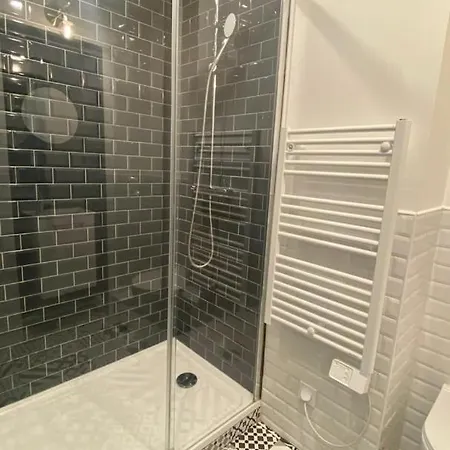 Apartment Lumineux Proche Saint-lazare - 8p Paris