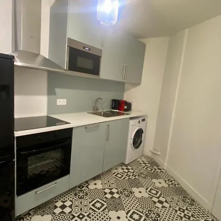 Lumineux Proche Saint-lazare - 8p Apartment Paris